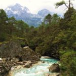 Au sud des nuages Jade Snow Mountain cascade en bas